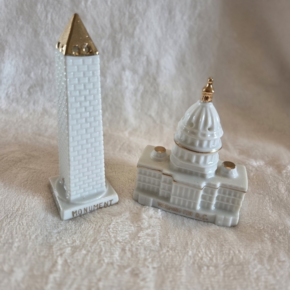 Japan Other - Decorative Salt & Pepper Shakers Of The White House And Washington Monument DC